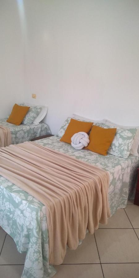 Rosa De Saron Habitación en casa particular